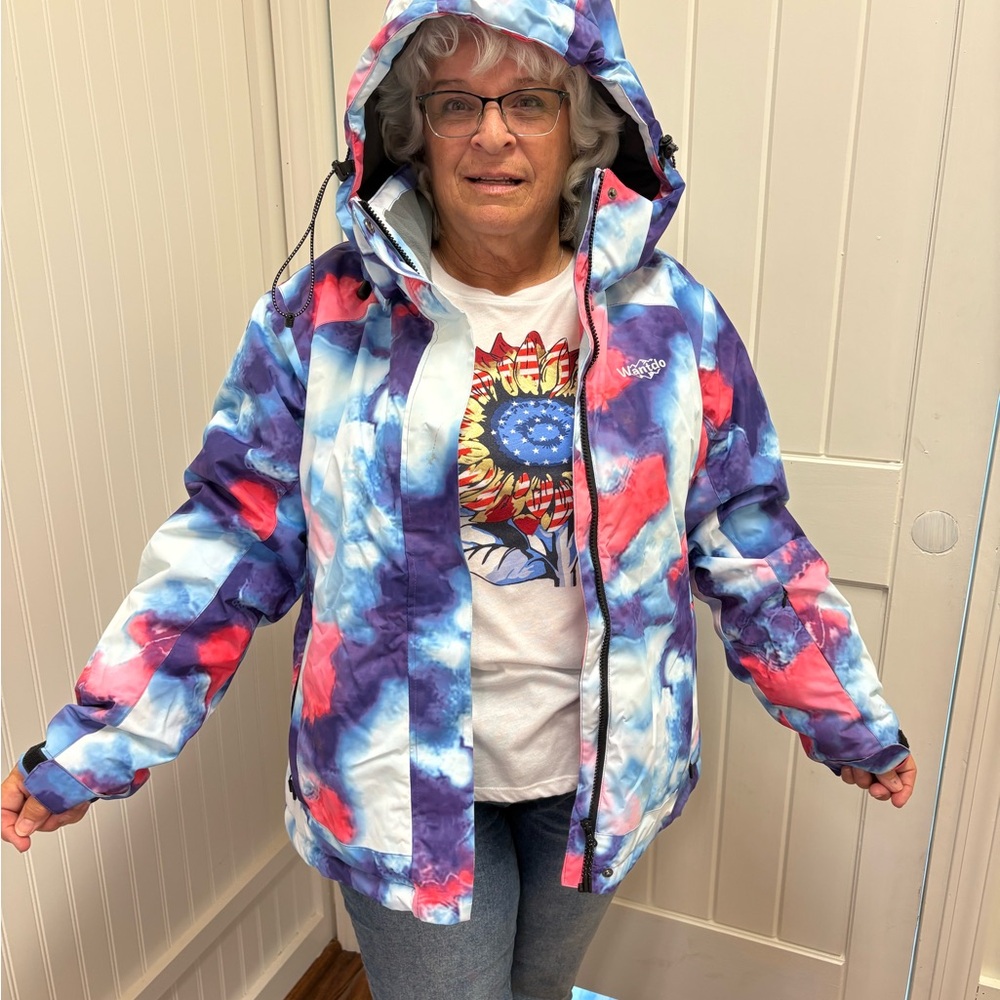 Wantdo Blue and Pink Ski Snow/Ski Jacket